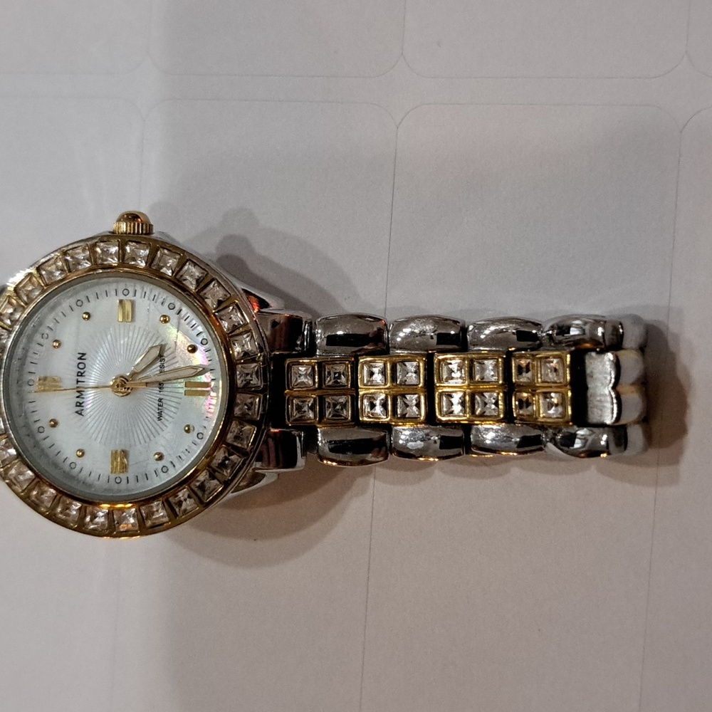 🔥Special Item! Armitron Watch - Picture 5 of 7